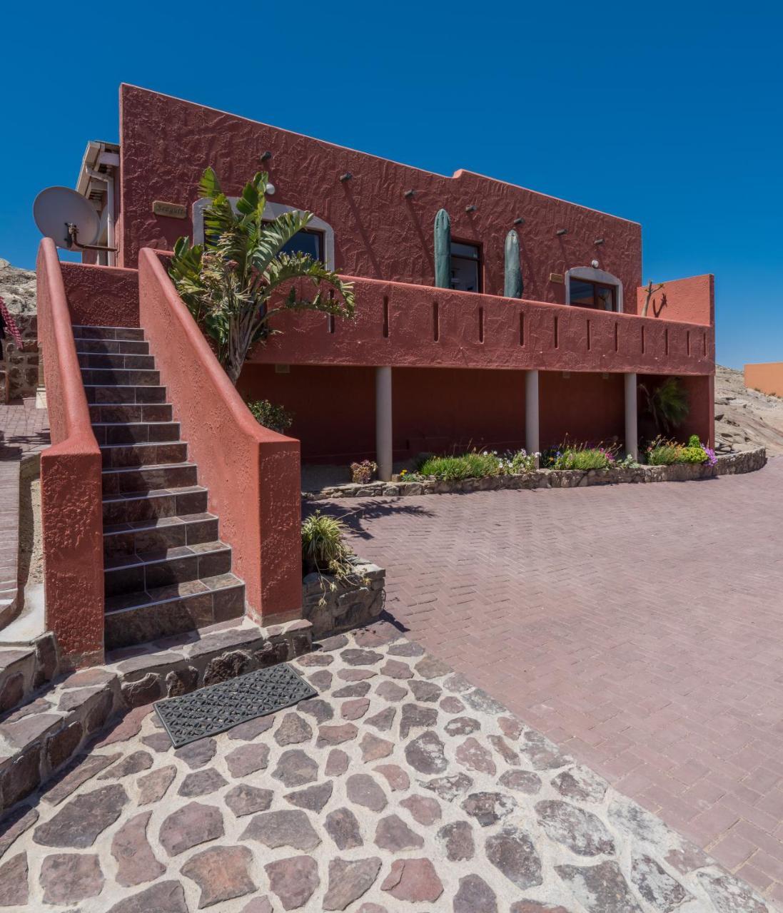 Lüderitz Island Cottage Guesthouse المظهر الخارجي الصورة
